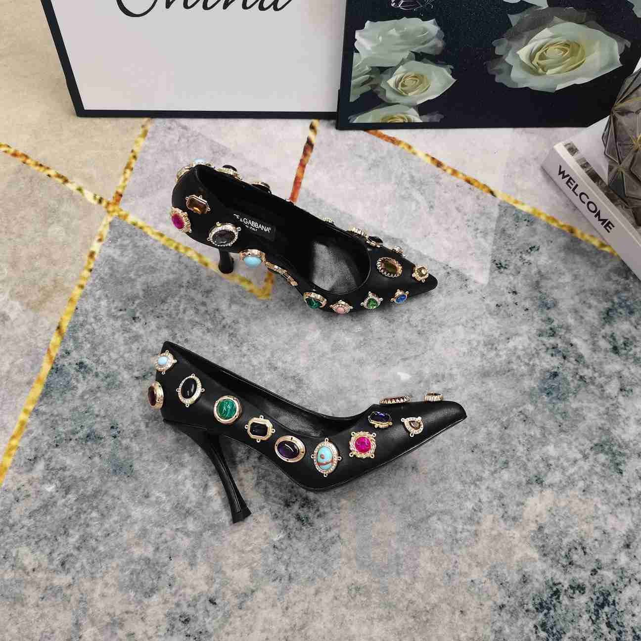 G D  shoes Woman 5 Color's 42