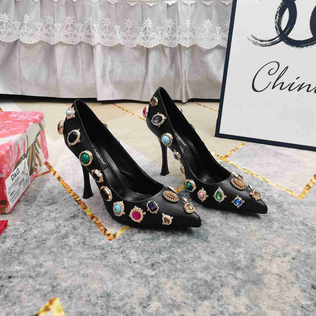 G D  shoes Woman 5 Color's 42