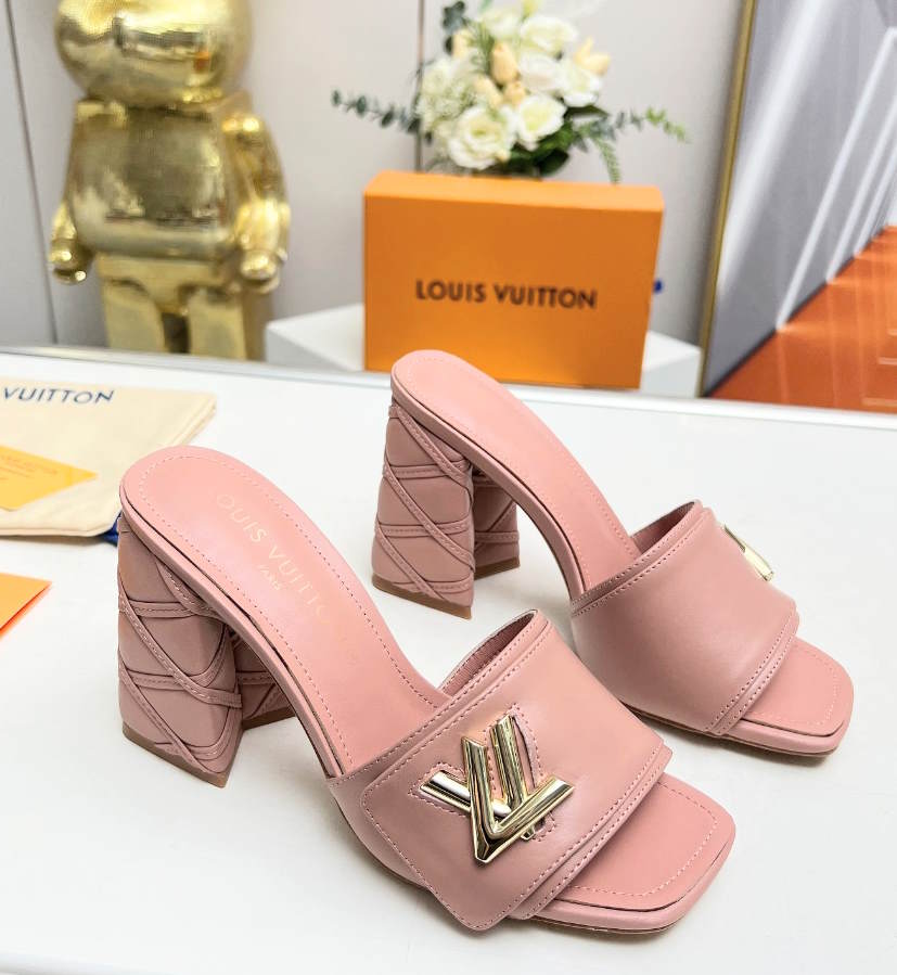 LU Sandals Slippers