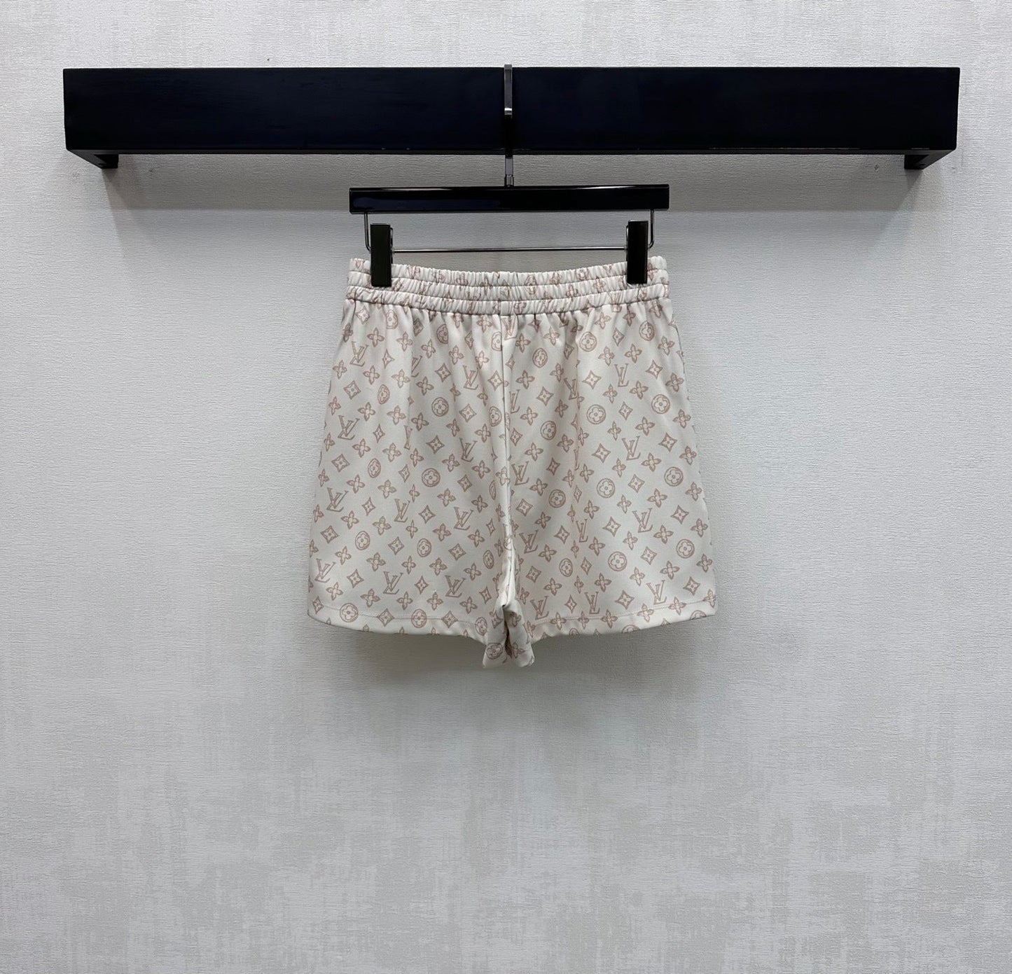 LU Woman Sweater  Skirt set 2 Color's GQ