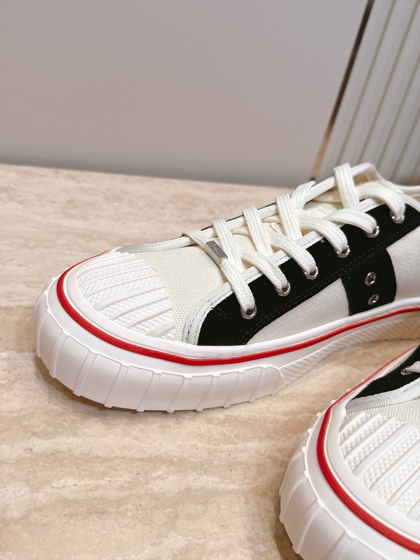 CHD Sneakers 46