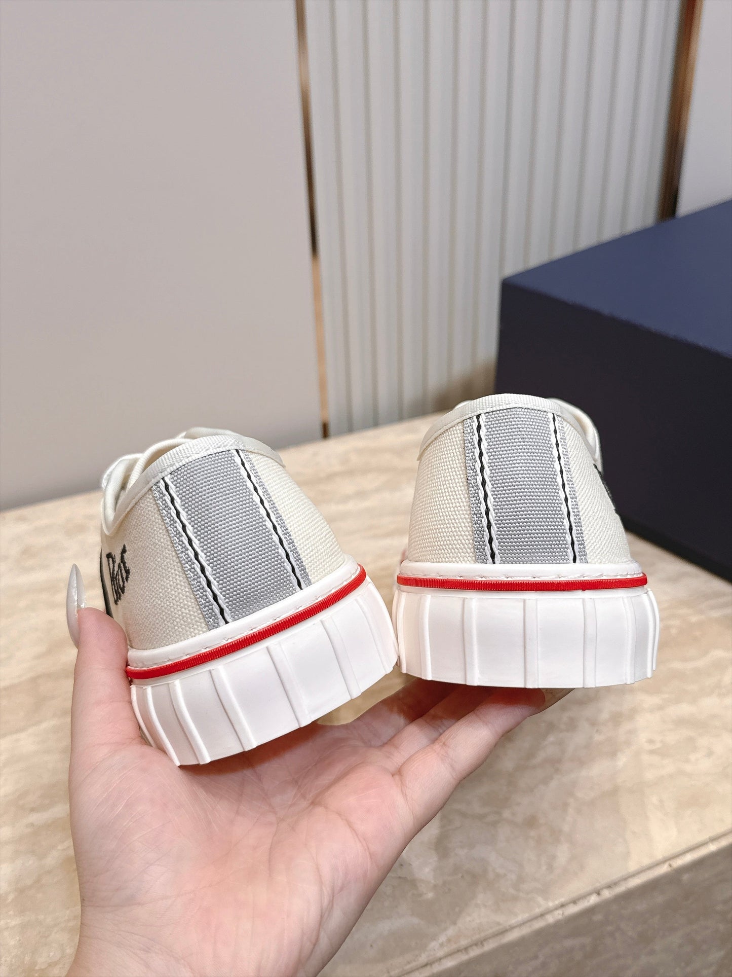 CHD Sneakers 46