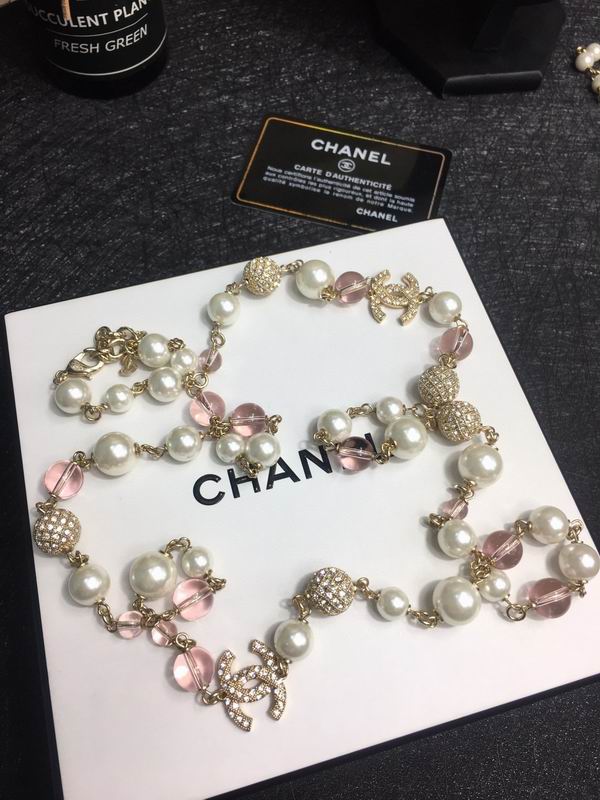 CHL Fashion Necklace