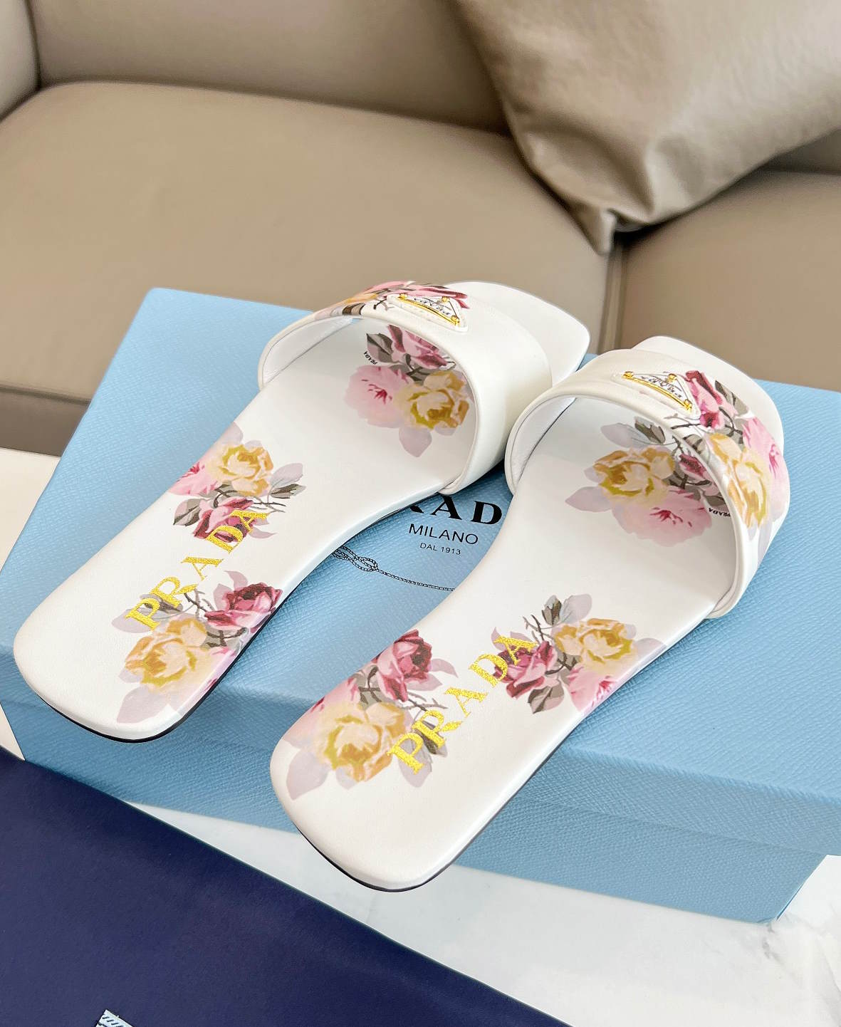 PRD Slippers Floral  Sandals 2 Color's 42