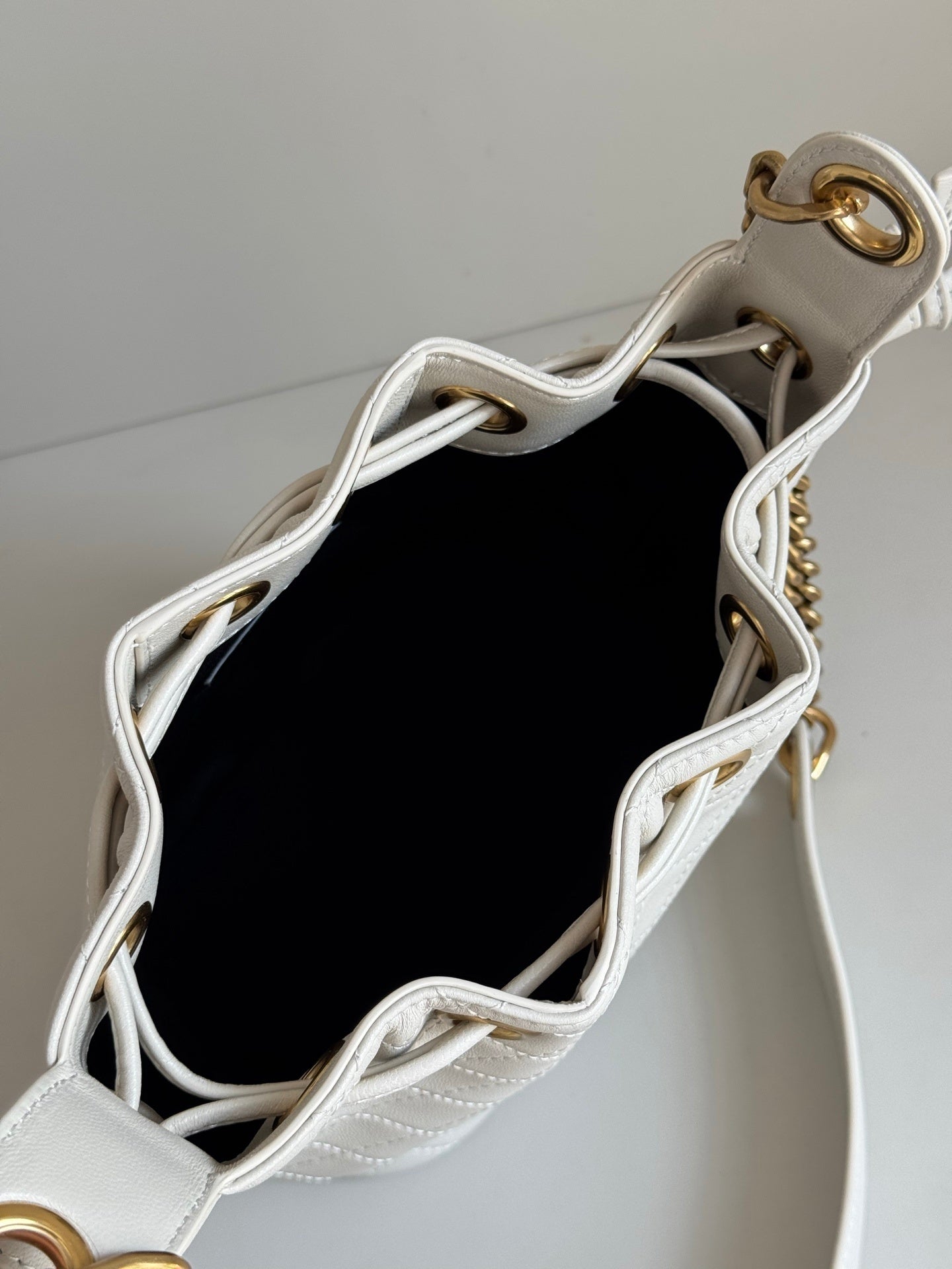Y L Bag  2 Color's  21 cm Small