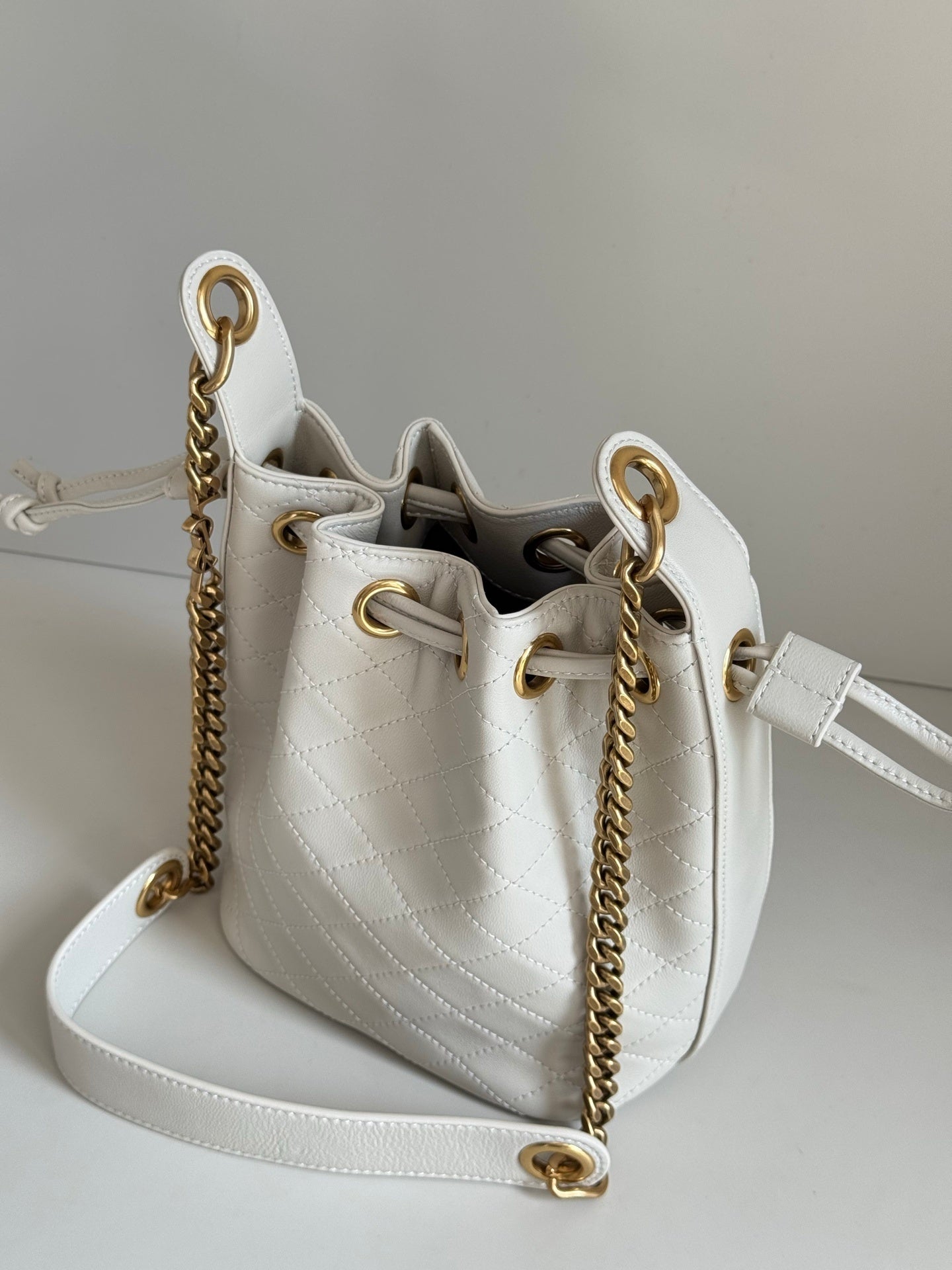 Y L Bag  2 Color's  21 cm Small