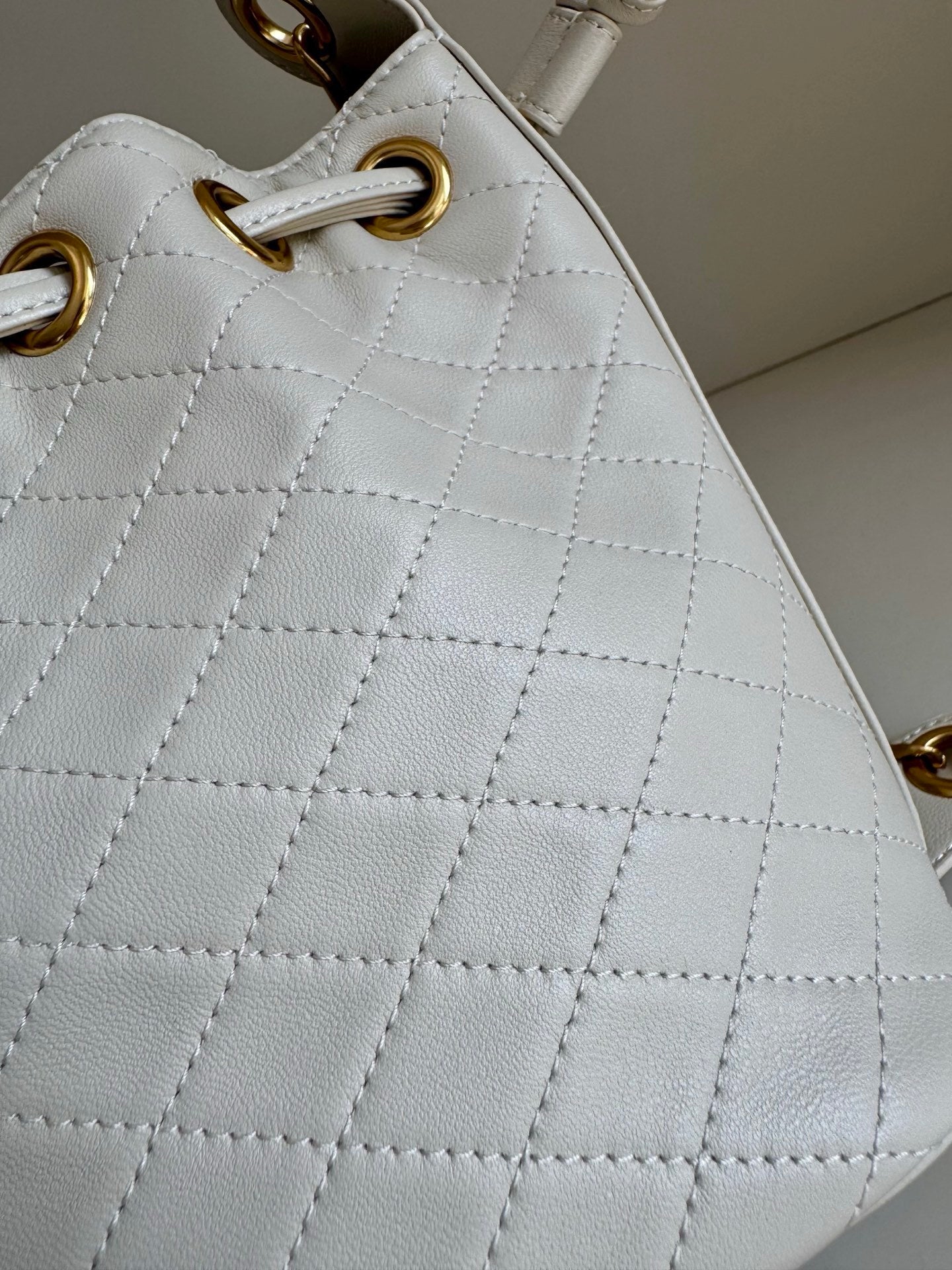 Y L Bag  2 Color's  21 cm Small
