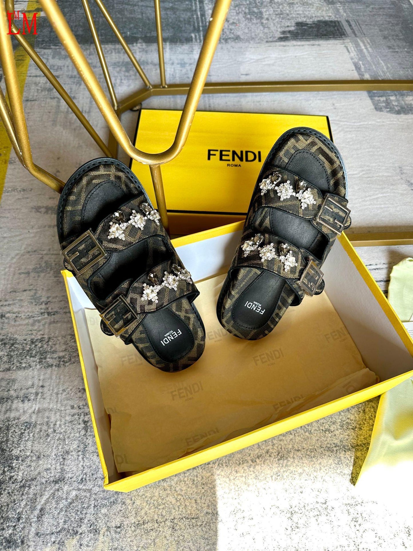 FEN Slippers Sandals