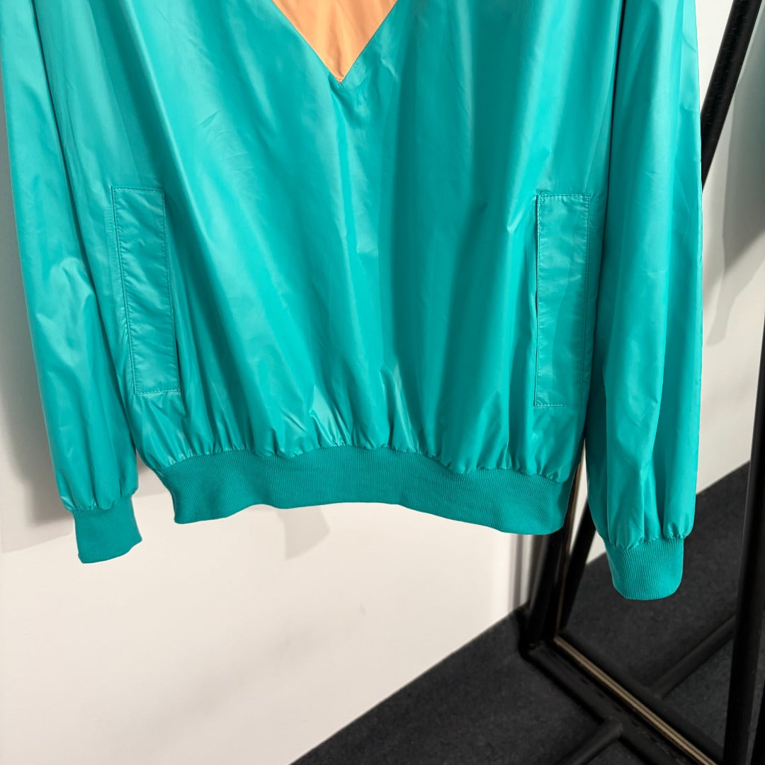 Y L Jacket Woman  windbreak