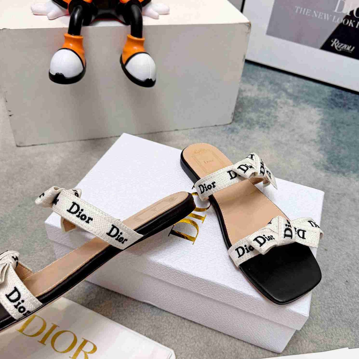 CHD Slippers sandals  Woman  3 Color's