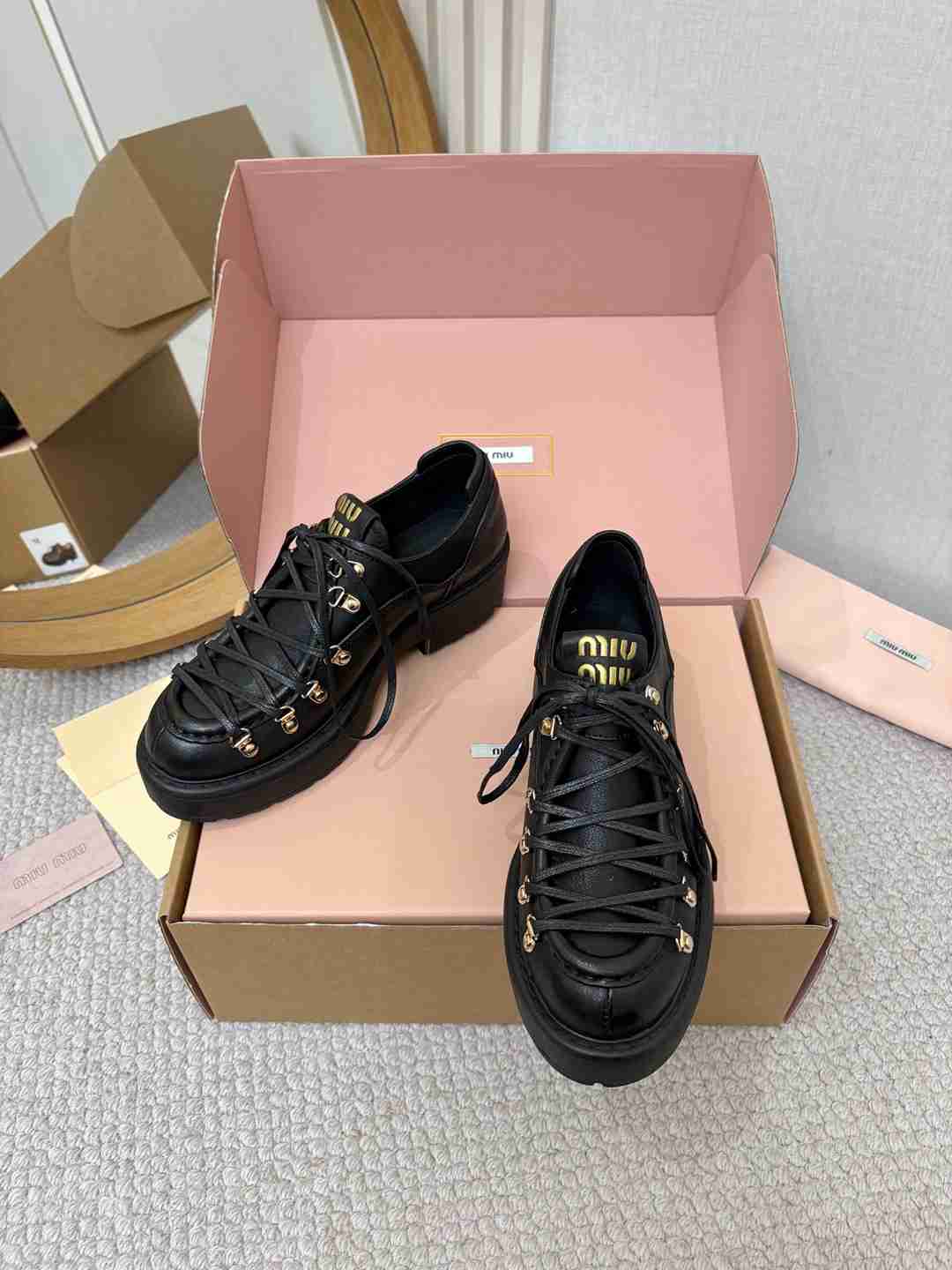 MI MI  Shoes  Woman 2 Color's