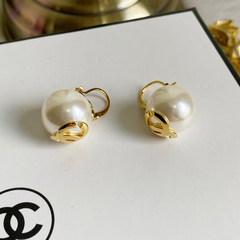 C H L Fashion earrings  SALE-min order required