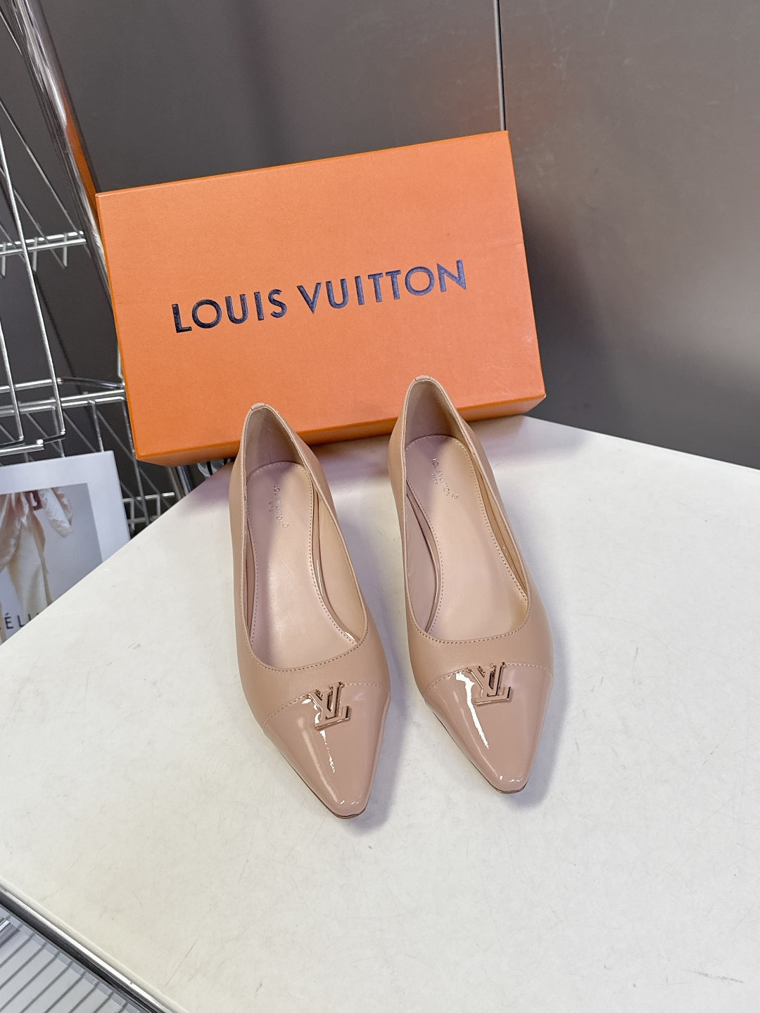 LU  shoes  Woman 2 Color 's  Heels