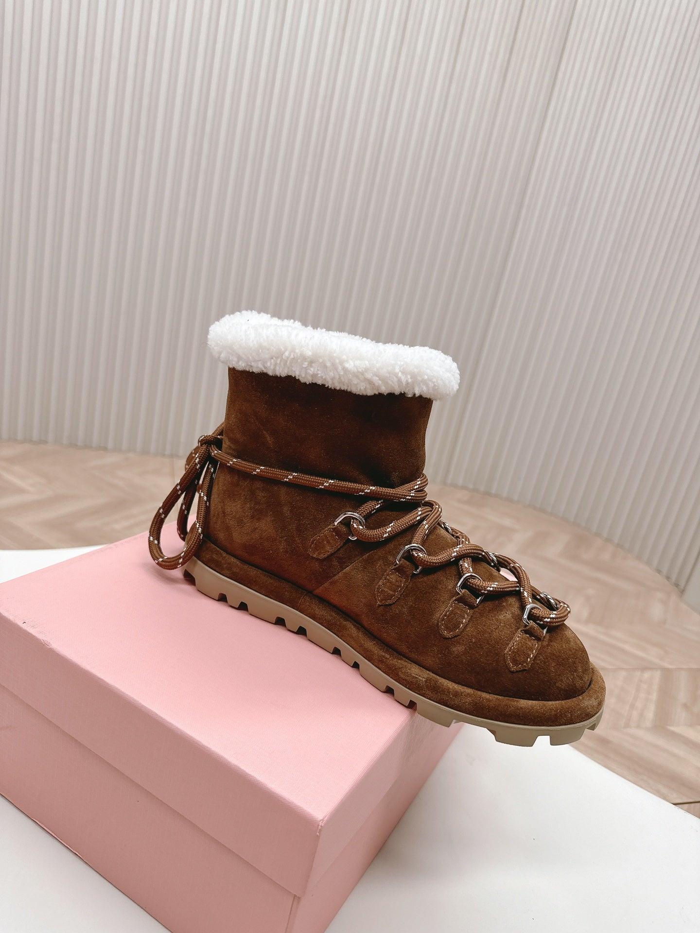 MIU MI  Boots UGG 2 Color's