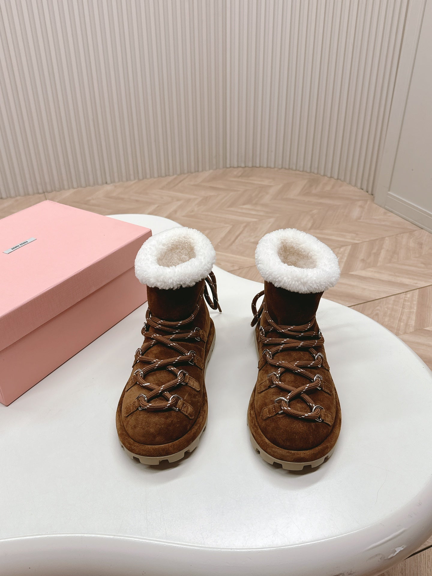 MIU MI  Boots UGG 2 Color's