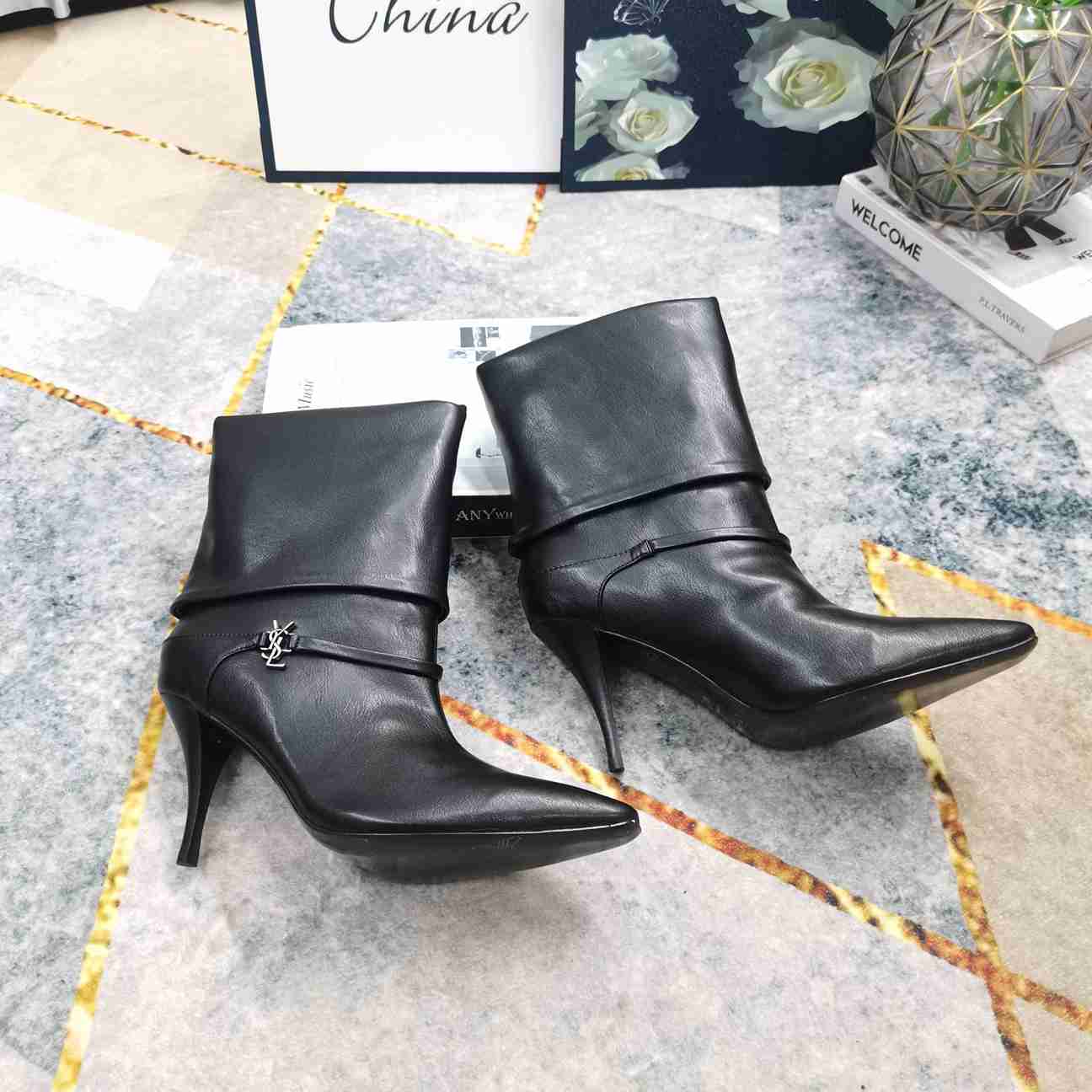Y L  Low Boots Woman 3 Color's