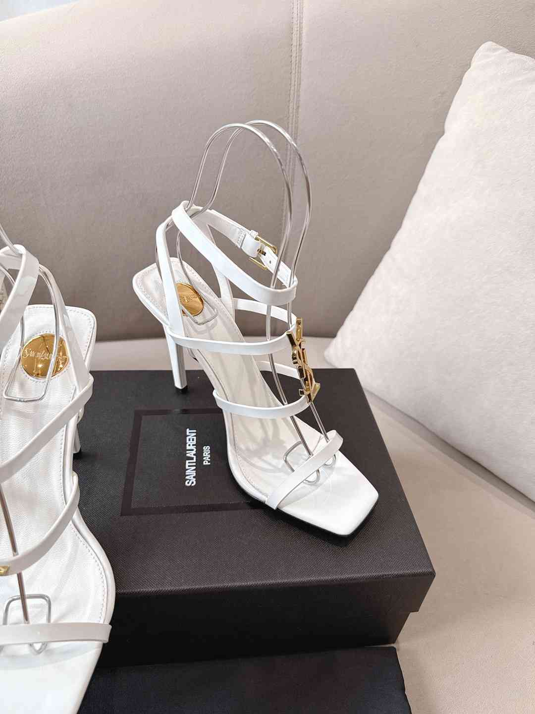 Y L  Shoes Heels  2 Color's