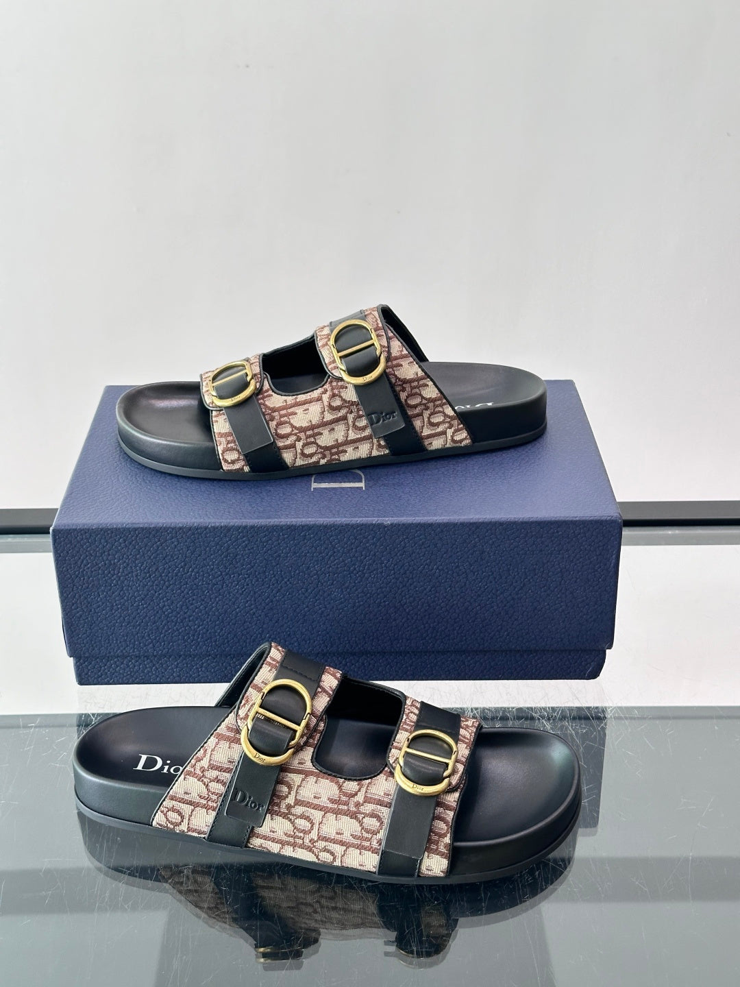 CHD Slippers  Man Size 2 Color's 46