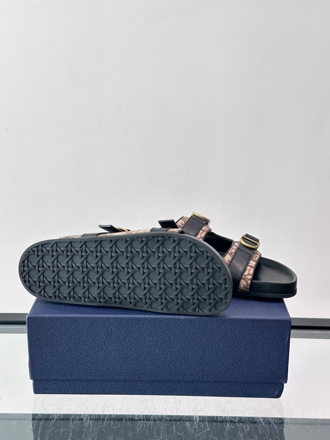 CHD Slippers  Man Size 2 Color's 46