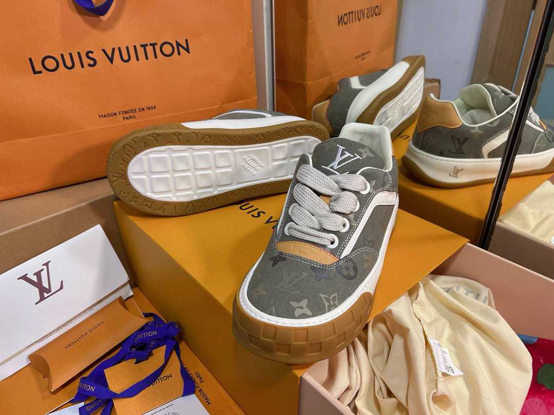 LU  Sneakers Runner Unisex