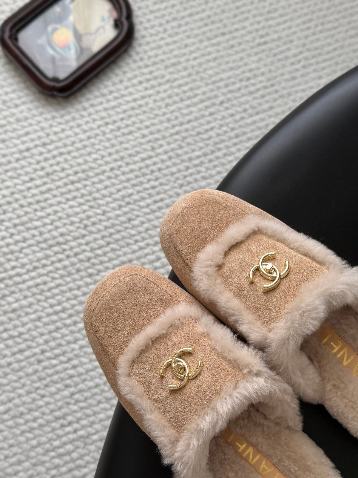 CHL  Mule Shearling sandal 3 Color's