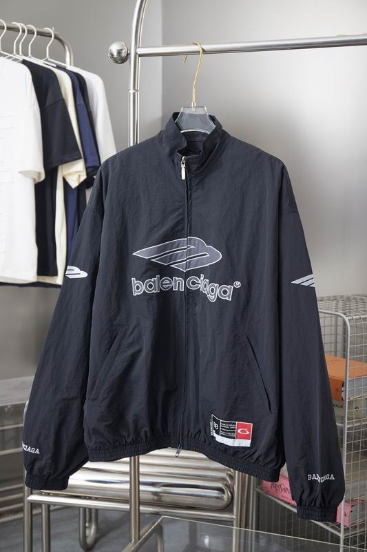 LU  Jacket Man
