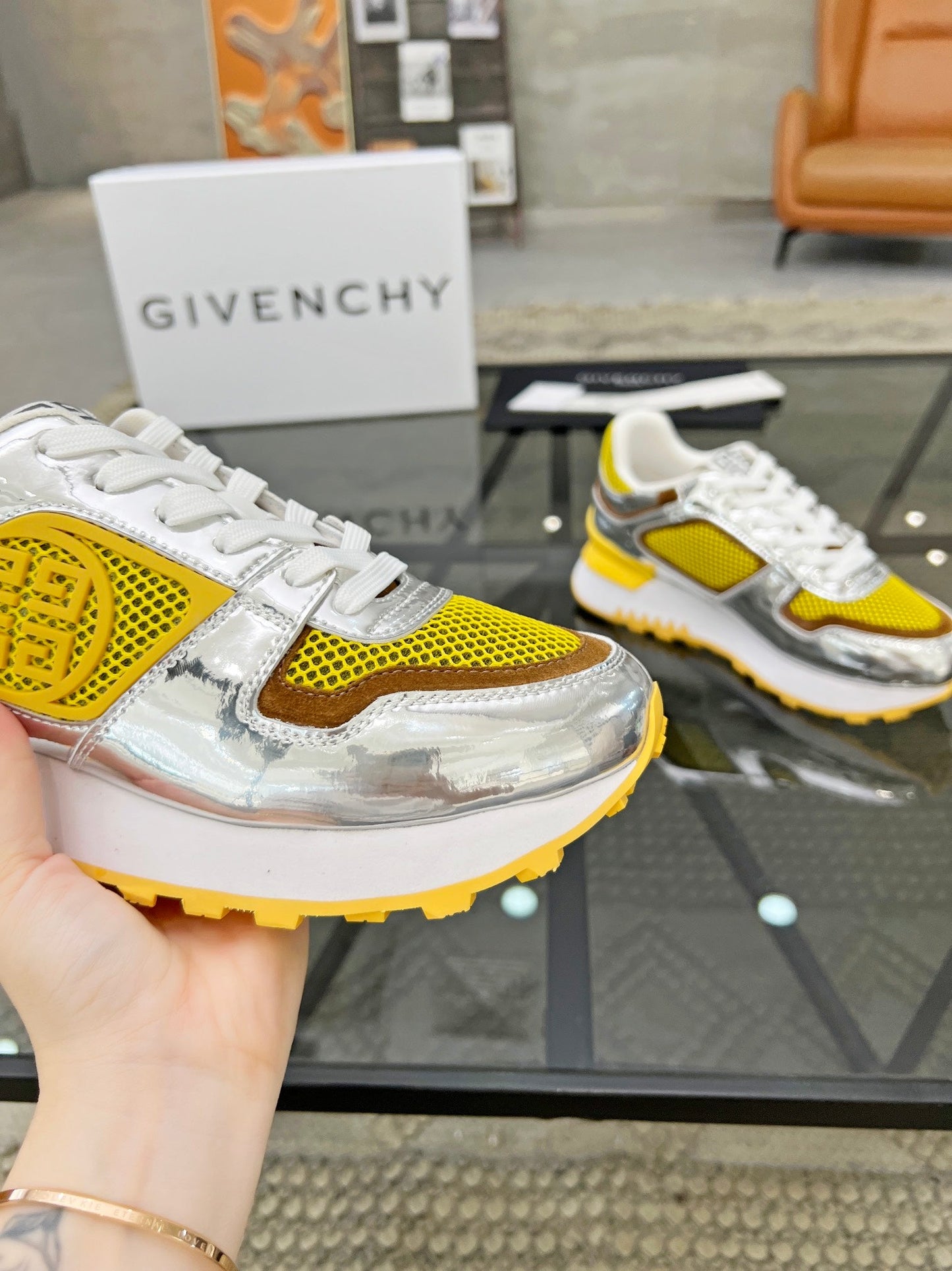 GIVENJY Runner Sneakers 6 Color's