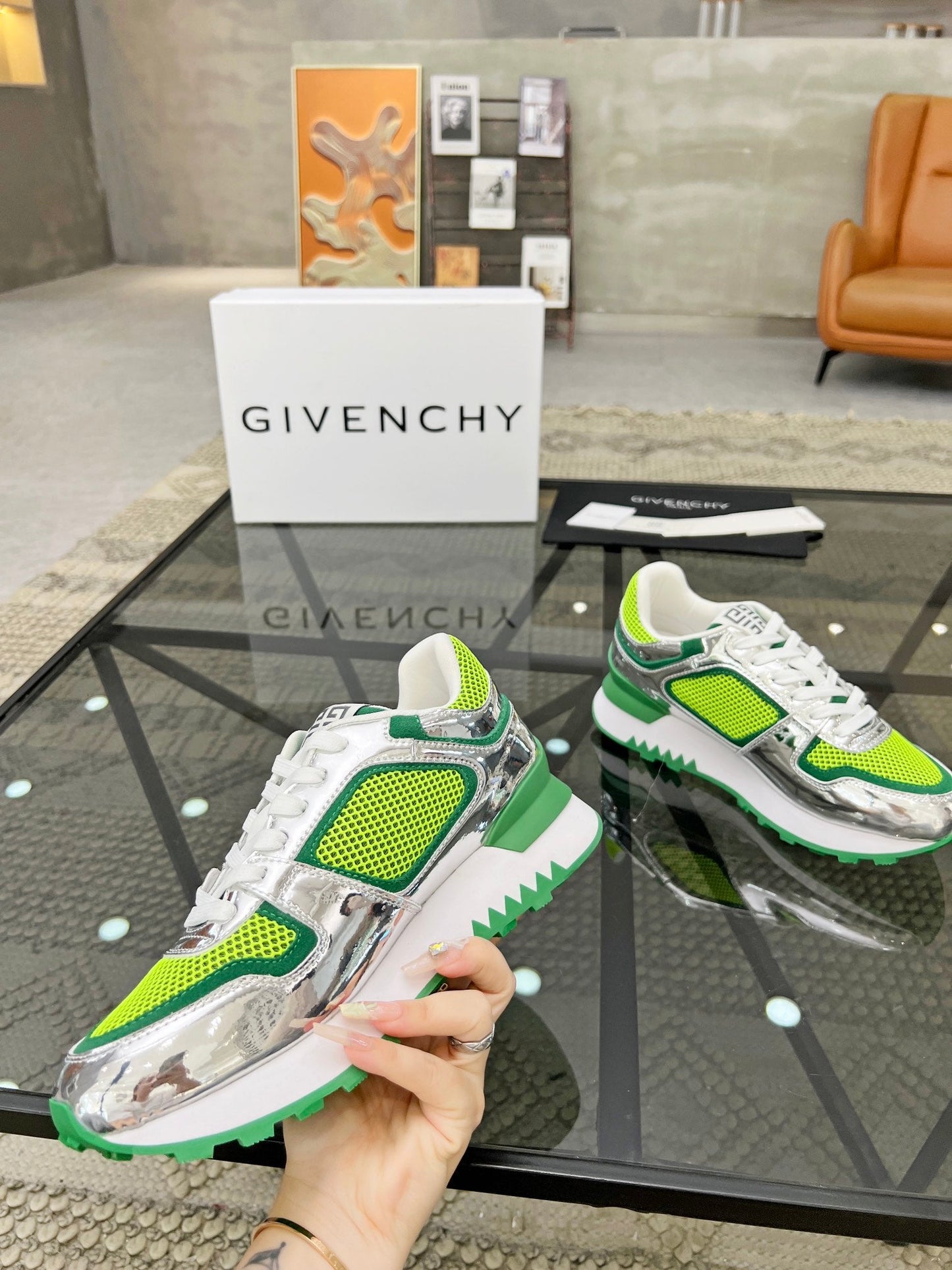 GIVENJY Runner Sneakers 6 Color's