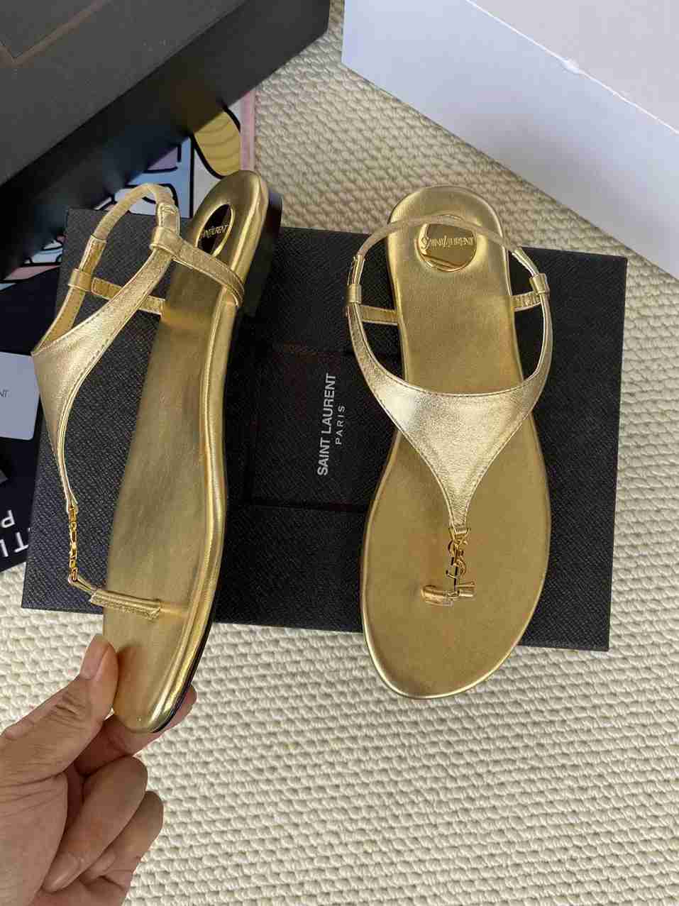 Y L  Shoes Sandals flat