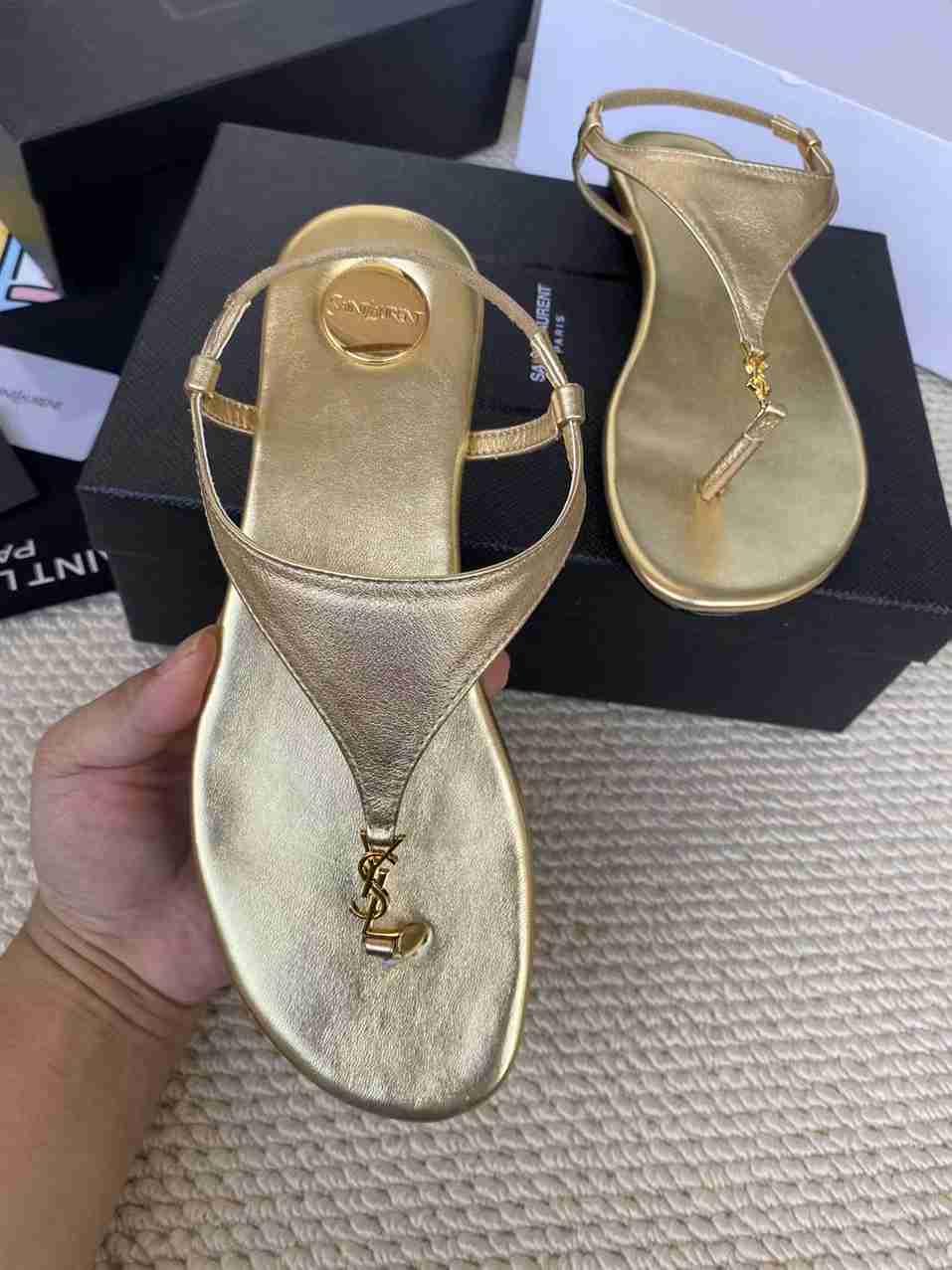 Y L  Shoes Sandals flat