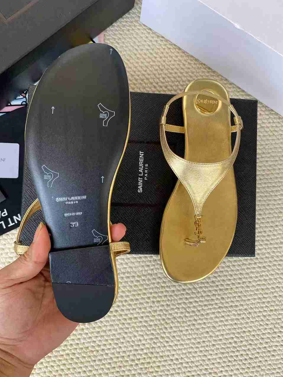 Y L  Shoes Sandals flat
