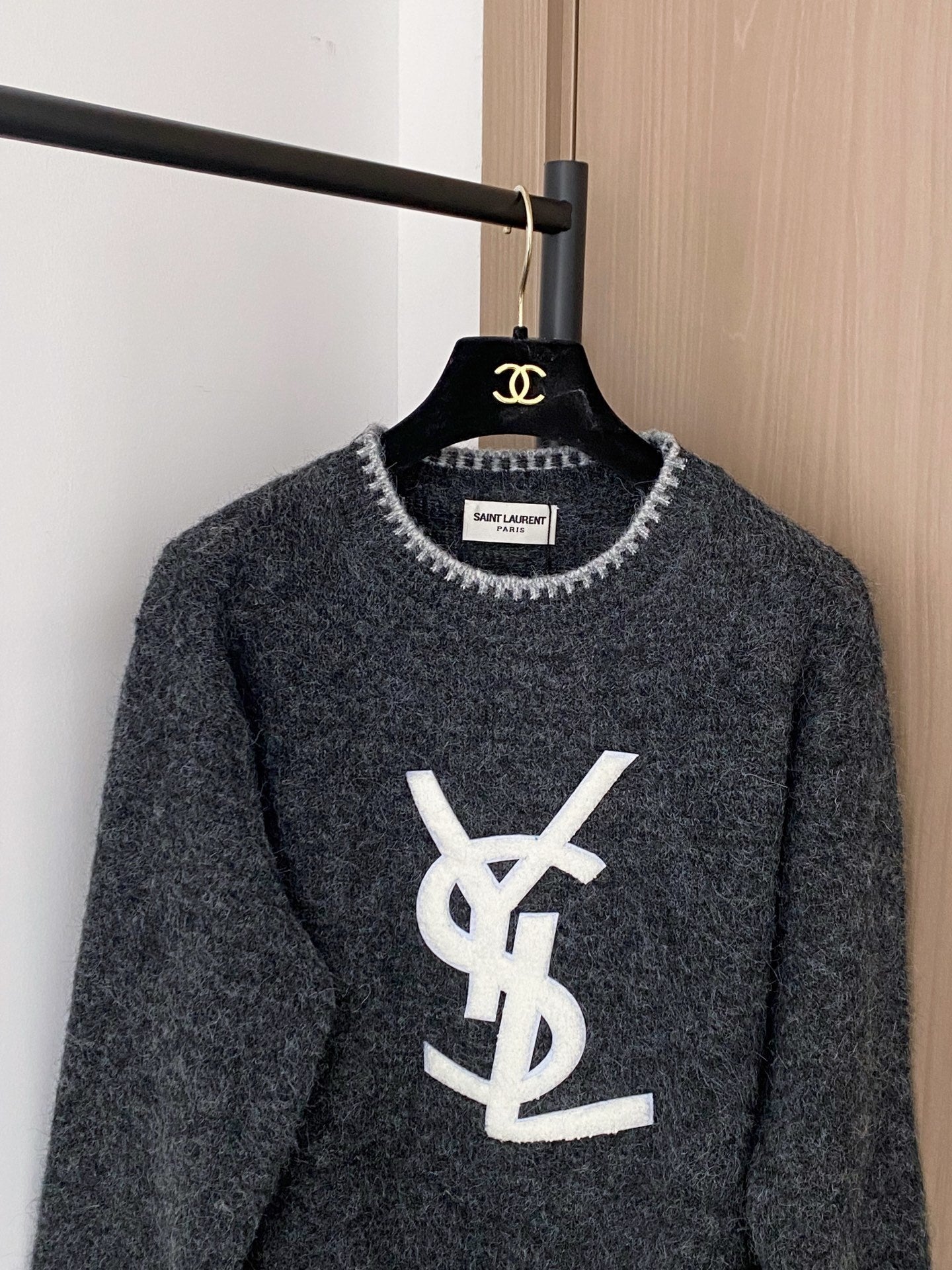 Y L Sweater 2 Color's