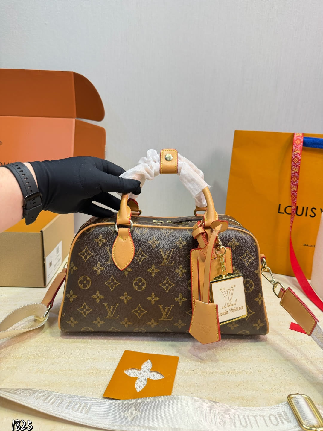 LU  bag  27 cm