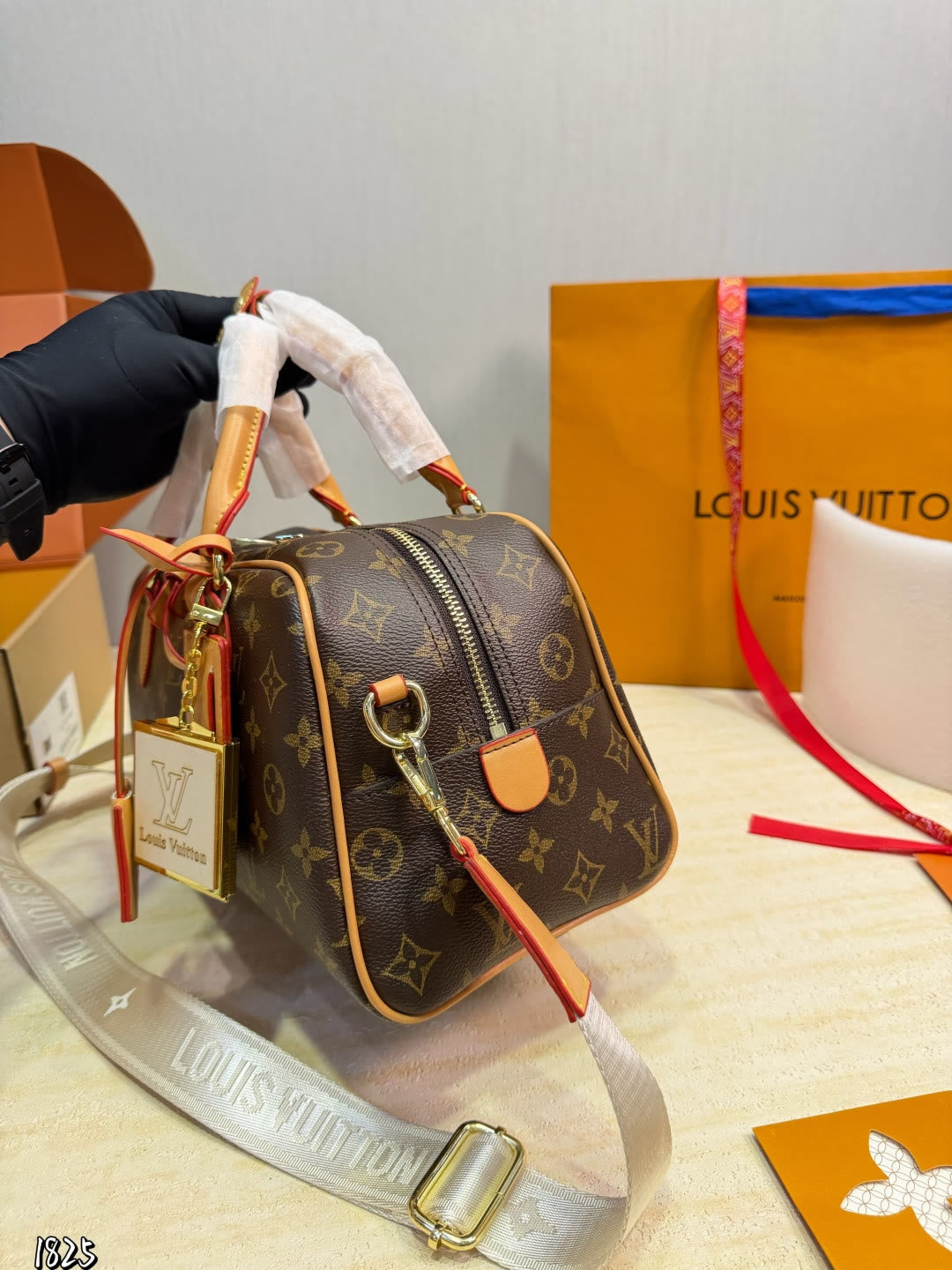 LU  bag  27 cm