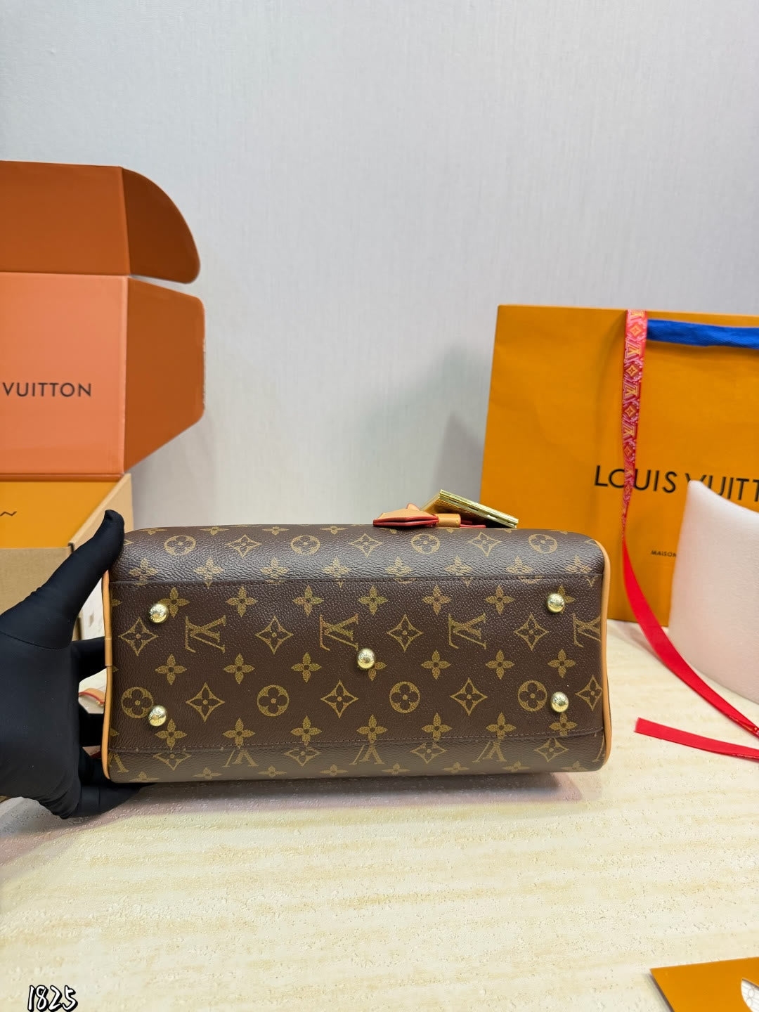 LU  bag  27 cm