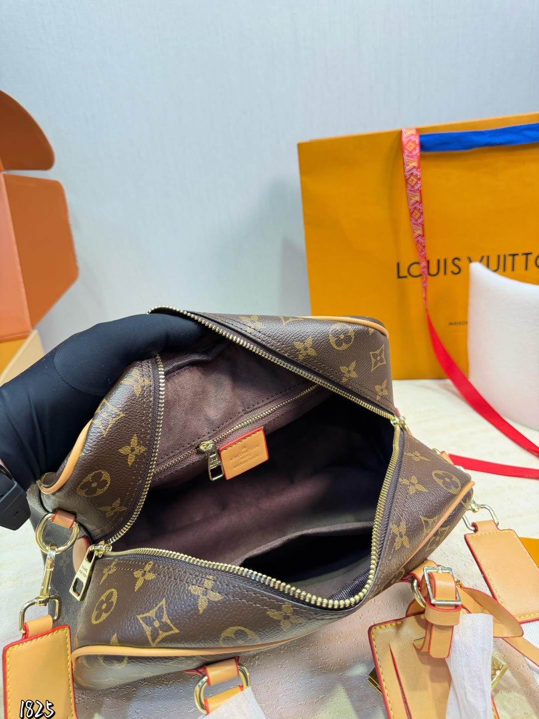 LU  bag  27 cm