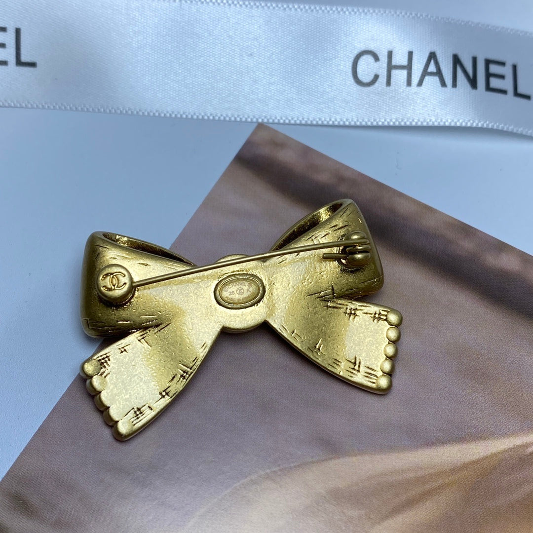 CHL Fashion Brooch