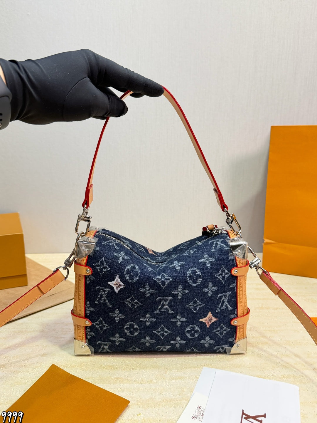 LU  Trunk Bag 22 cm