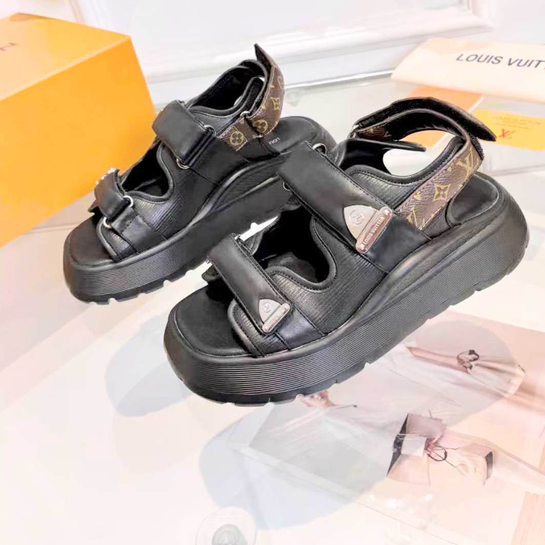 LU Sandals 46