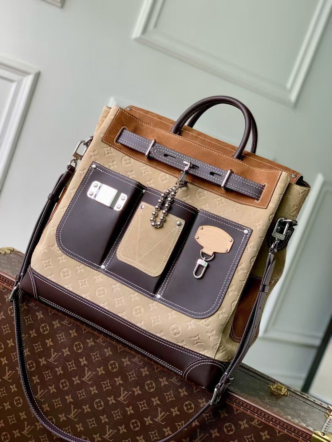LU  Bag  size 42 cm  Limited