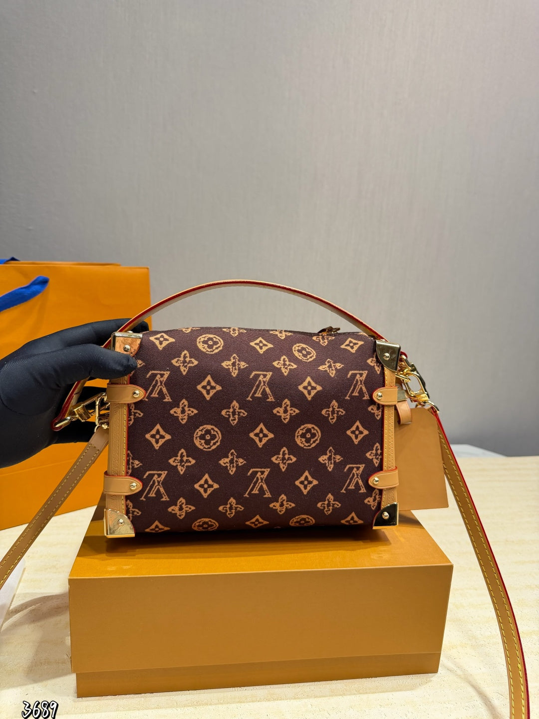 LU  Trunk Bag 22 cm