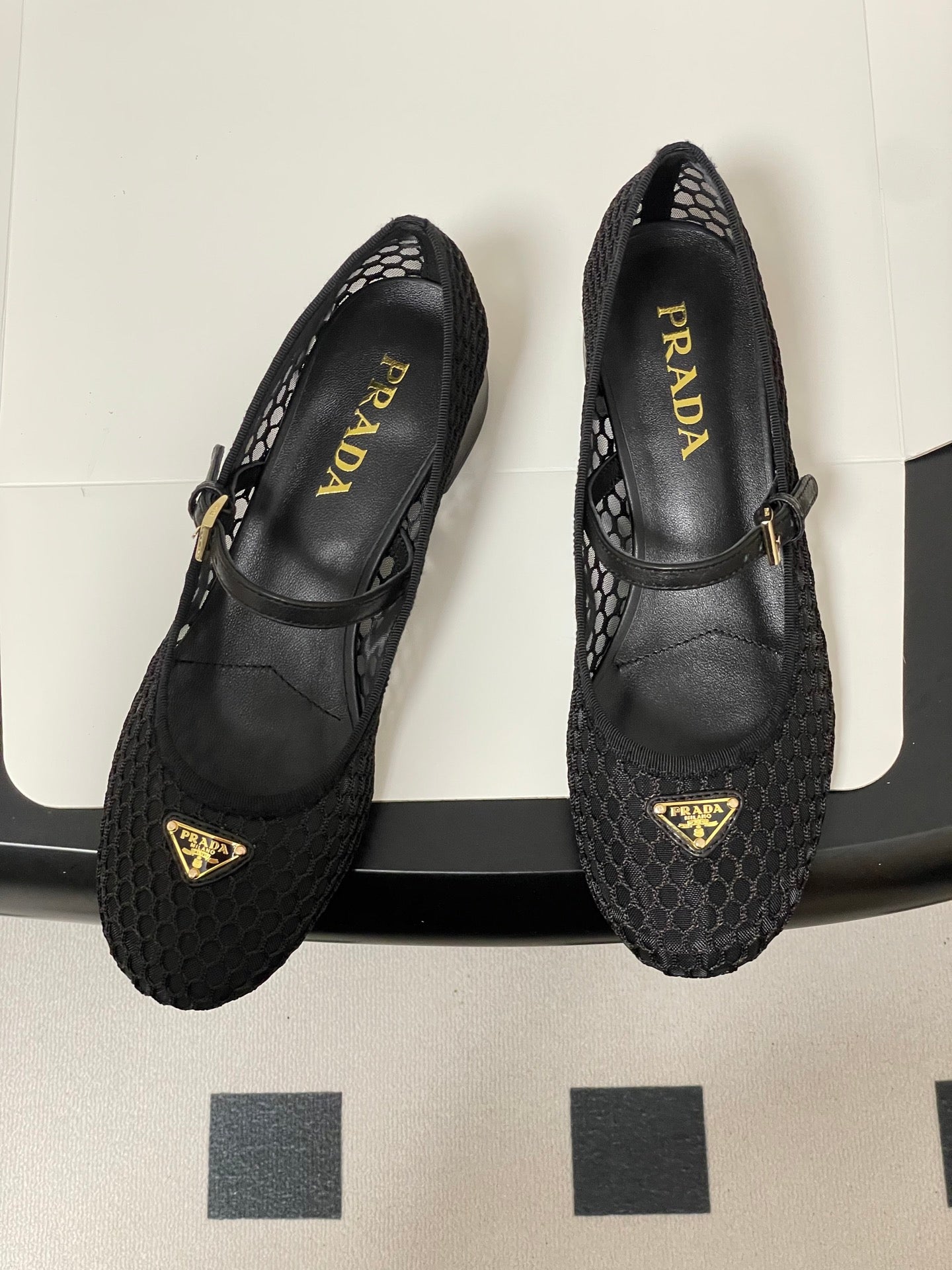 PRD Shoes  Woman 2 Color's
