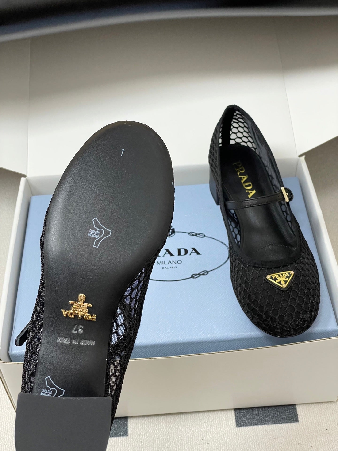 PRD Shoes  Woman 2 Color's