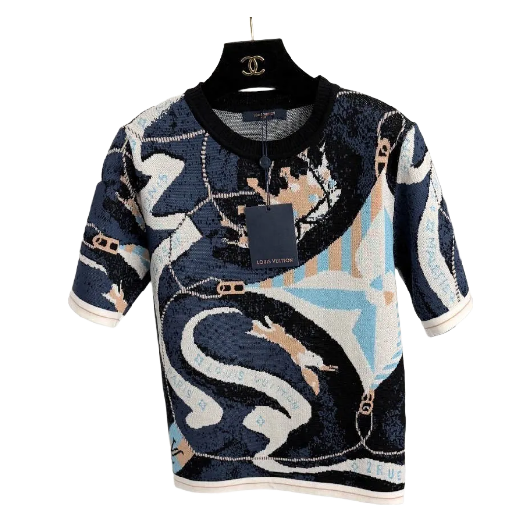 LU  Sweater