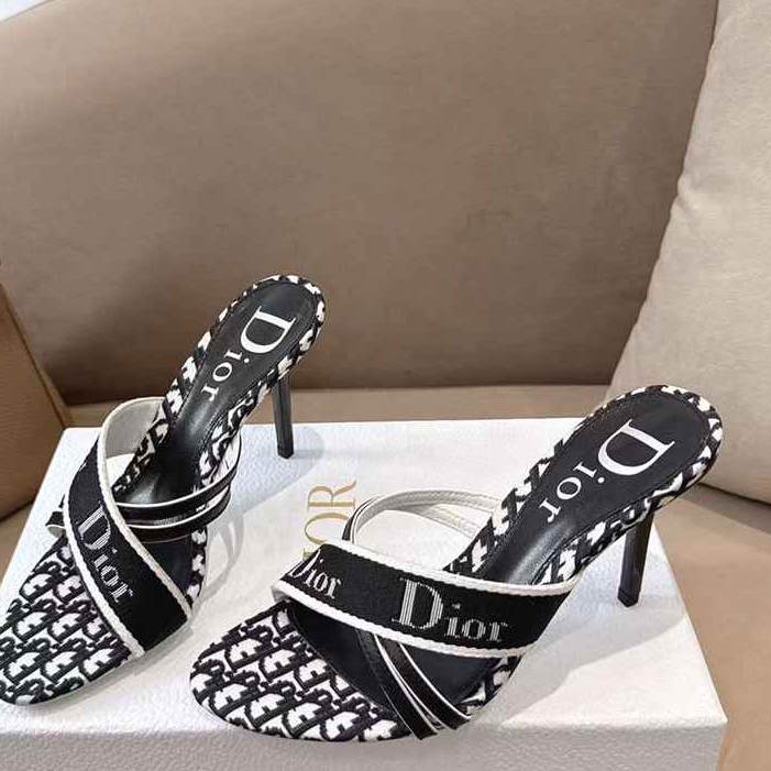 CHD Slippers  Sandals Woman  42