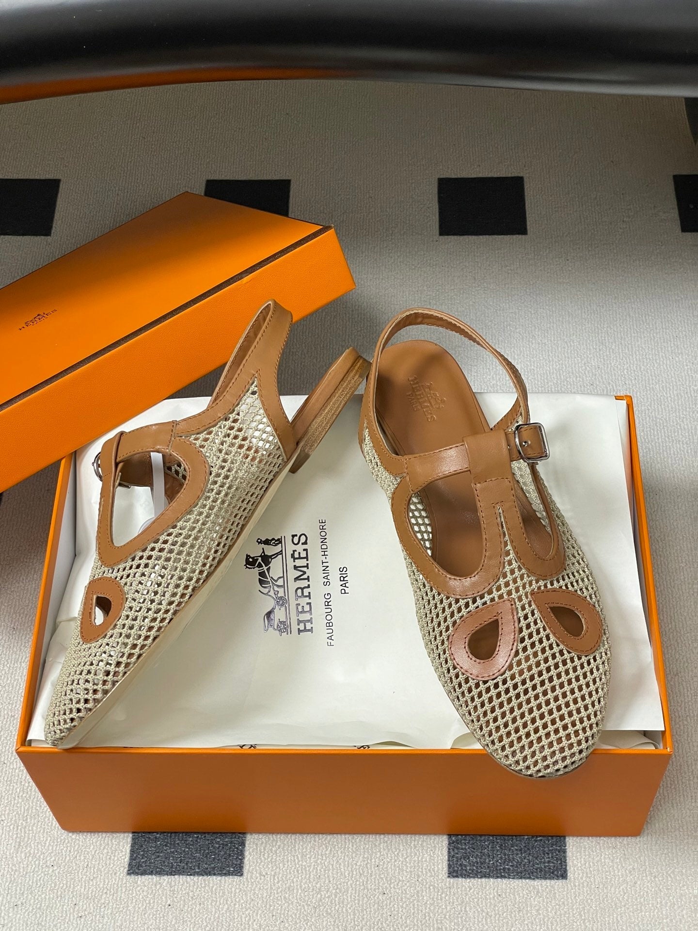 HRM shoes sandals Woman