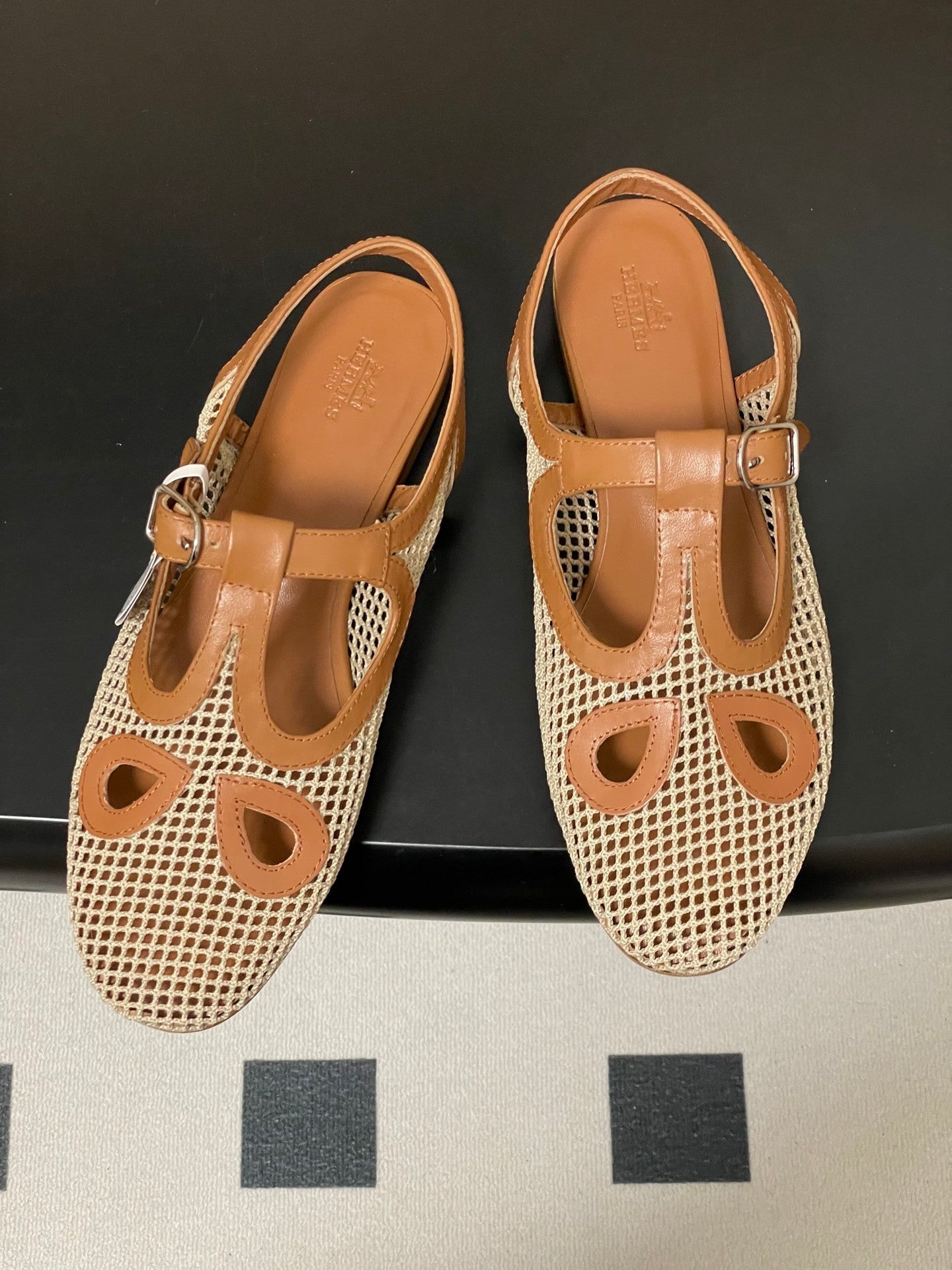 HRM shoes sandals Woman