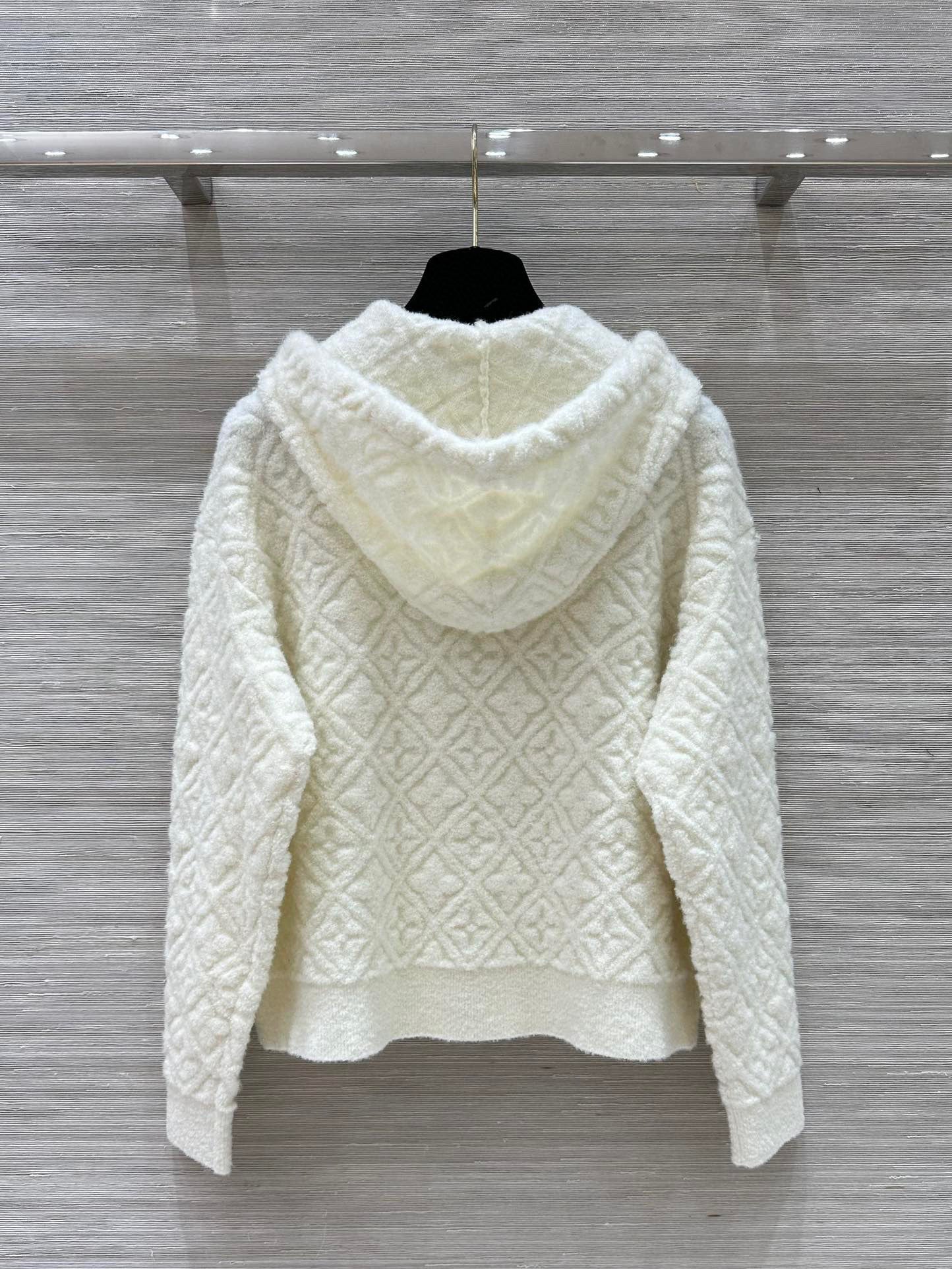 LU Wool  Sweater Woman 2 Color's Limited