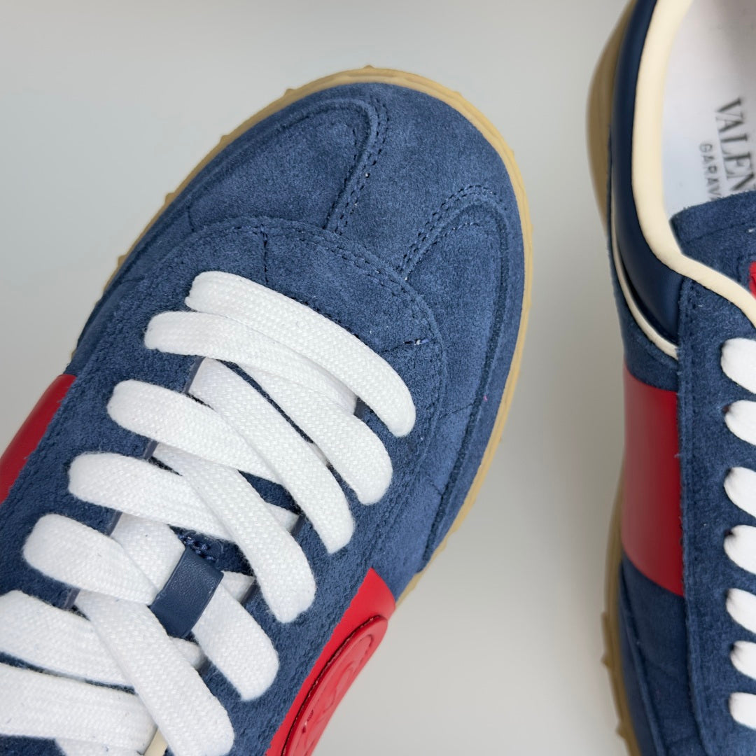 CV  Sneakers 2 Color's