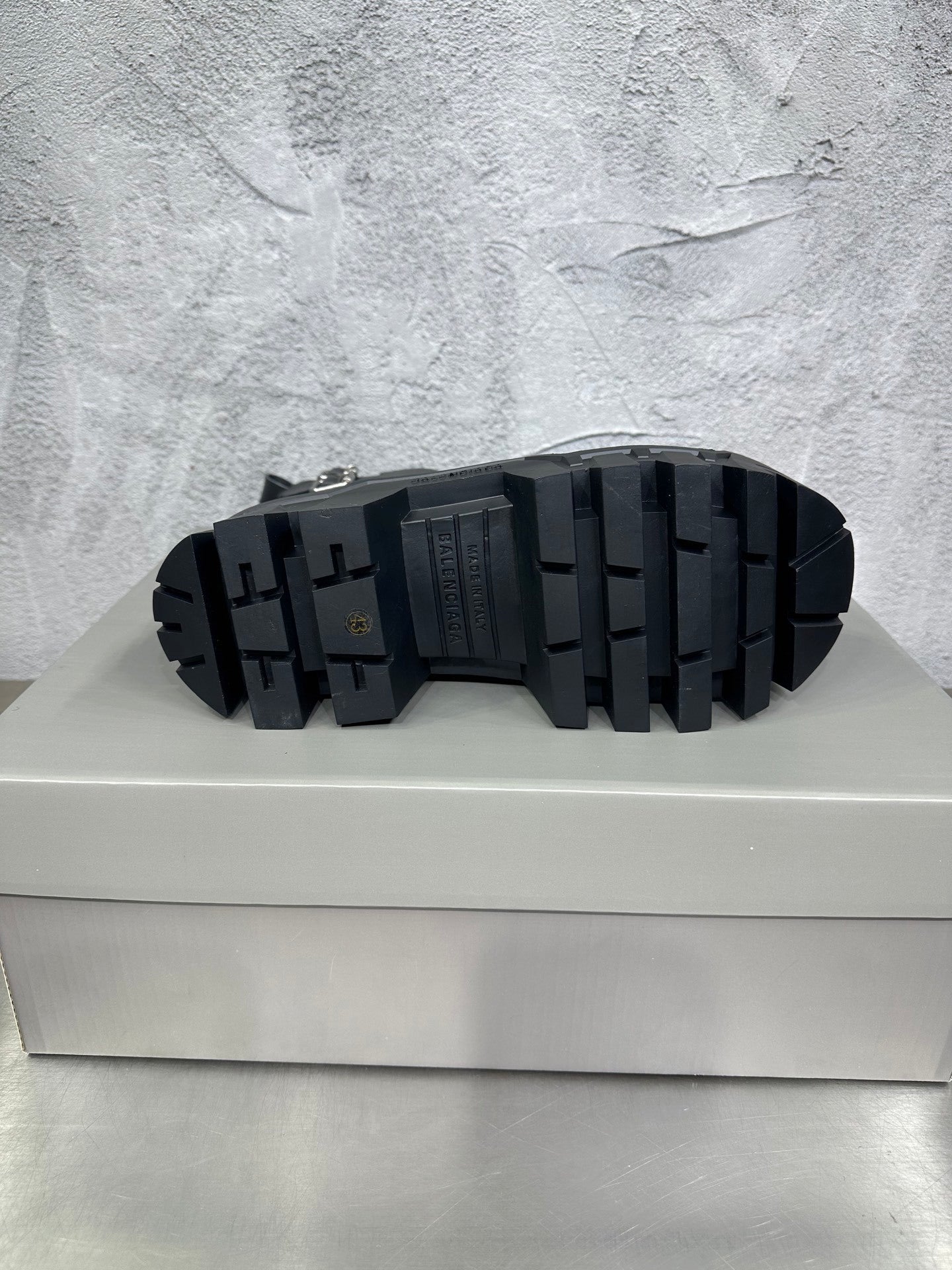 SNBAL  boots Man 46